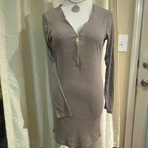 Overmal Gray Sweater Top with Gold Colored Zipper